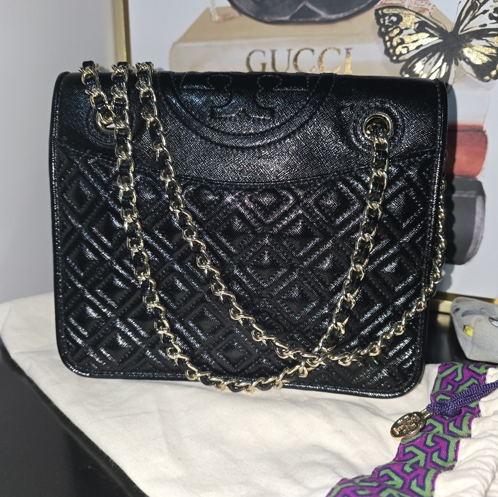Tory Burch Fleming Convertable Shoulder Bag